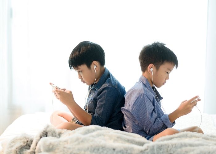 Tips Mengatasi Kecanduan Gadget pada Anak Tips Agar Anak Tidak Kecanduan Gadget