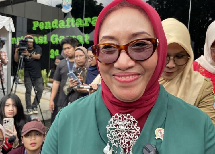 Menteri PPPA Minta Maaf Terkait Usulan Pindahnya Gerbong KRL Wanita ke Tengah