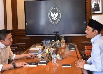 Rapat Seskab Teddy dengan Mensos Usai Kembali dari Prancis