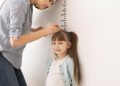 Ukuran Tinggi Badan Anak di Rumah dengan Teknik yang Tepat