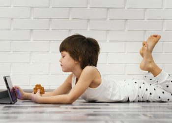 Penyebab Anak Mengalami ADHD, Bukan Akibat Bermain Gadget