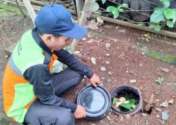 Penyebaran 2300 Biopori oleh Sudin Lingkungan Hidup Jaksel untuk Pengelolaan Sampah Warga