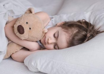 Kurang Tidur Dapat Menghambat Tinggi Badan Anak, Simak Penjelasan Dokter