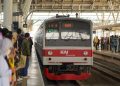 KRL Rangkasbitung Beroperasi Lagi Usai Genangan dengan Batas Kecepatan
