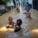 22 RT di Jaktim Terkena Banjir, Ketinggian Air di Bidara Cina Hampir 2 Meter
