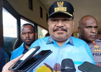 Gubernur John Tabo Laporkan Diri ke Polisi atas Tuduhan Perkeruh Suasana di Wamena