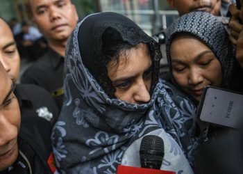 KPK Sita 5 Jam Tangan Mewah dari Rumah Bupati Pekalongan