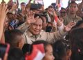 Prabowo Menerima Surat Terima Kasih dari Siswa Kelas 5 SD Mengenai MBG