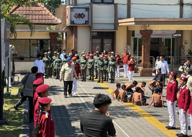 Prabowo Mengunjungi Sekolah Menengah Pertama di Tabanan Bali