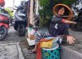 Hadiah Umrah untuk Nenek Jukir setelah Gagalkan Aksi Maling Uang Rp3,6 Miliar