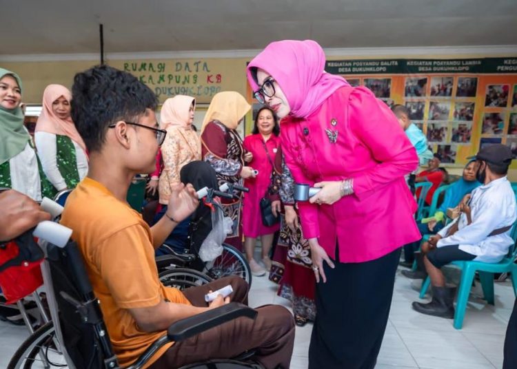 ATENSI Kemensos Dorong Penyandang Disabilitas Psikososial untuk Berkarya