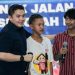 Teddy Seskab Disambut Puisi Siswa SR ‘Dari Jalanan Menuju Harapan’